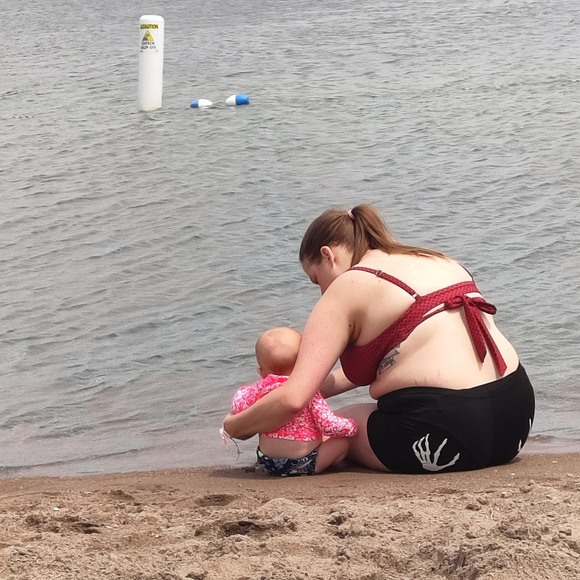 Meet your Posher, Gen - Picture 1 of 1